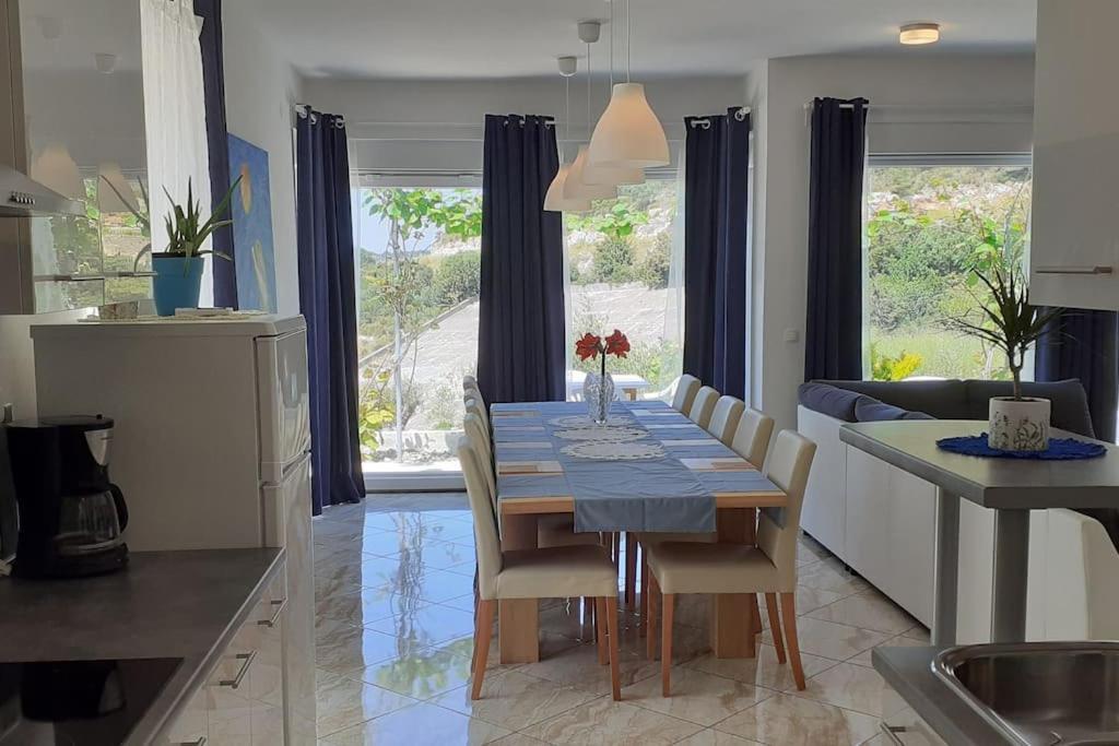 Vis - Luxury Holiday Villa With Swimming Pool Esterno foto