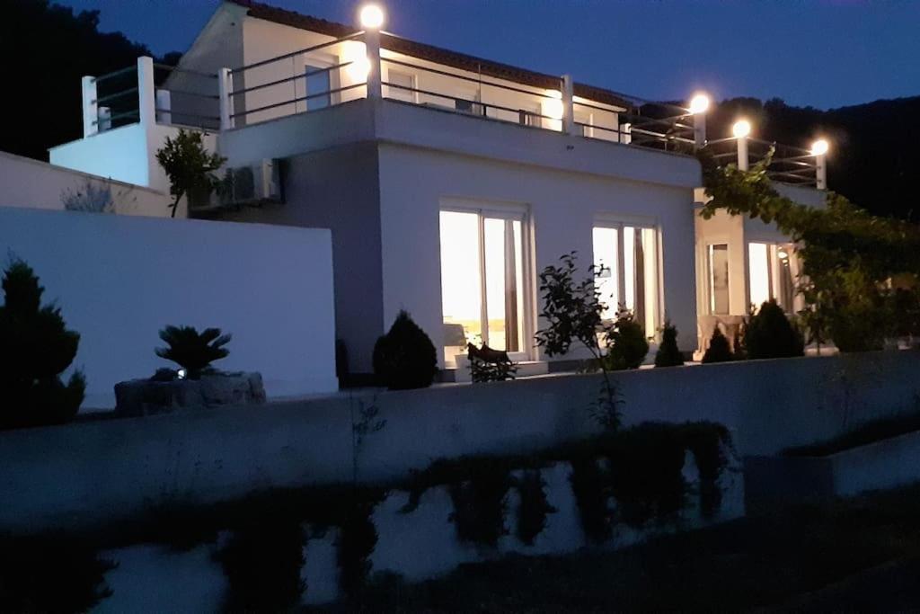 Vis - Luxury Holiday Villa With Swimming Pool Esterno foto